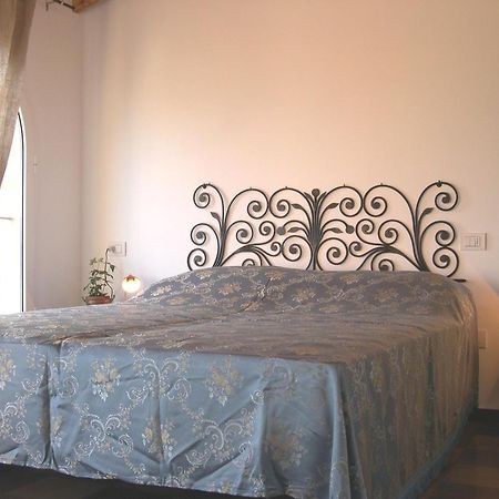 B&B Nelly G Carbuta Room photo
